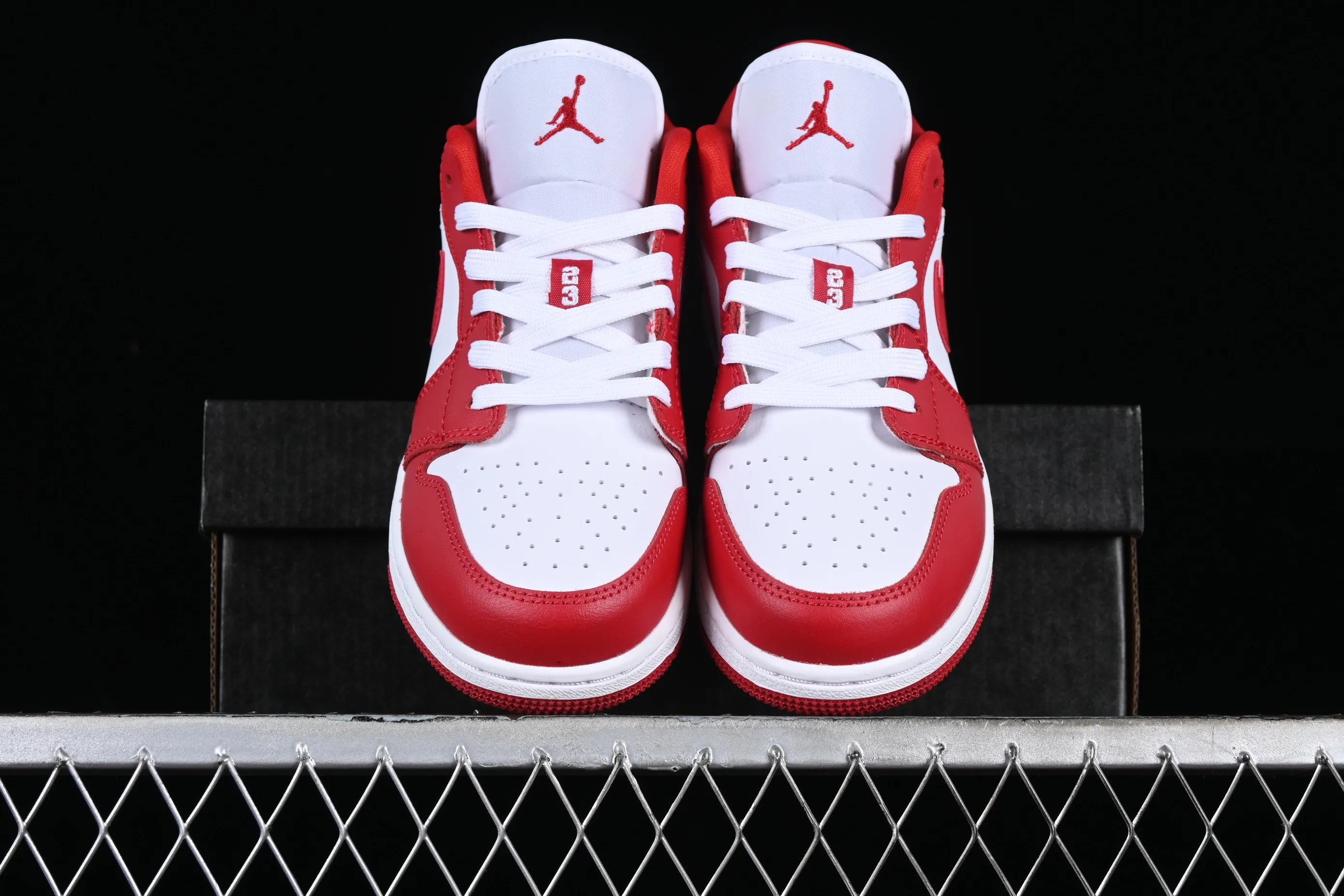 All categories Air Jordan Jordan series basketball shoes Air Jordan 1 Low G version pure original Air Jordan 1 Low SE AJ1 Joe 1 white and red low-top cultural casual sneakers 553560-611